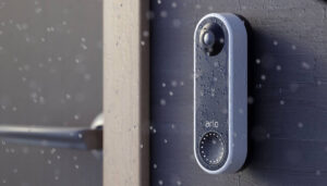 Arlo Essential Video Doorbell-1