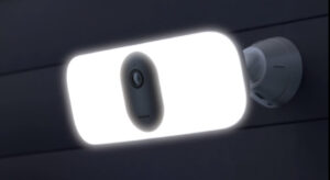 Read more about the article Arlo Pro 3 Wireless Floodlight Camera: Enhancing Home Security